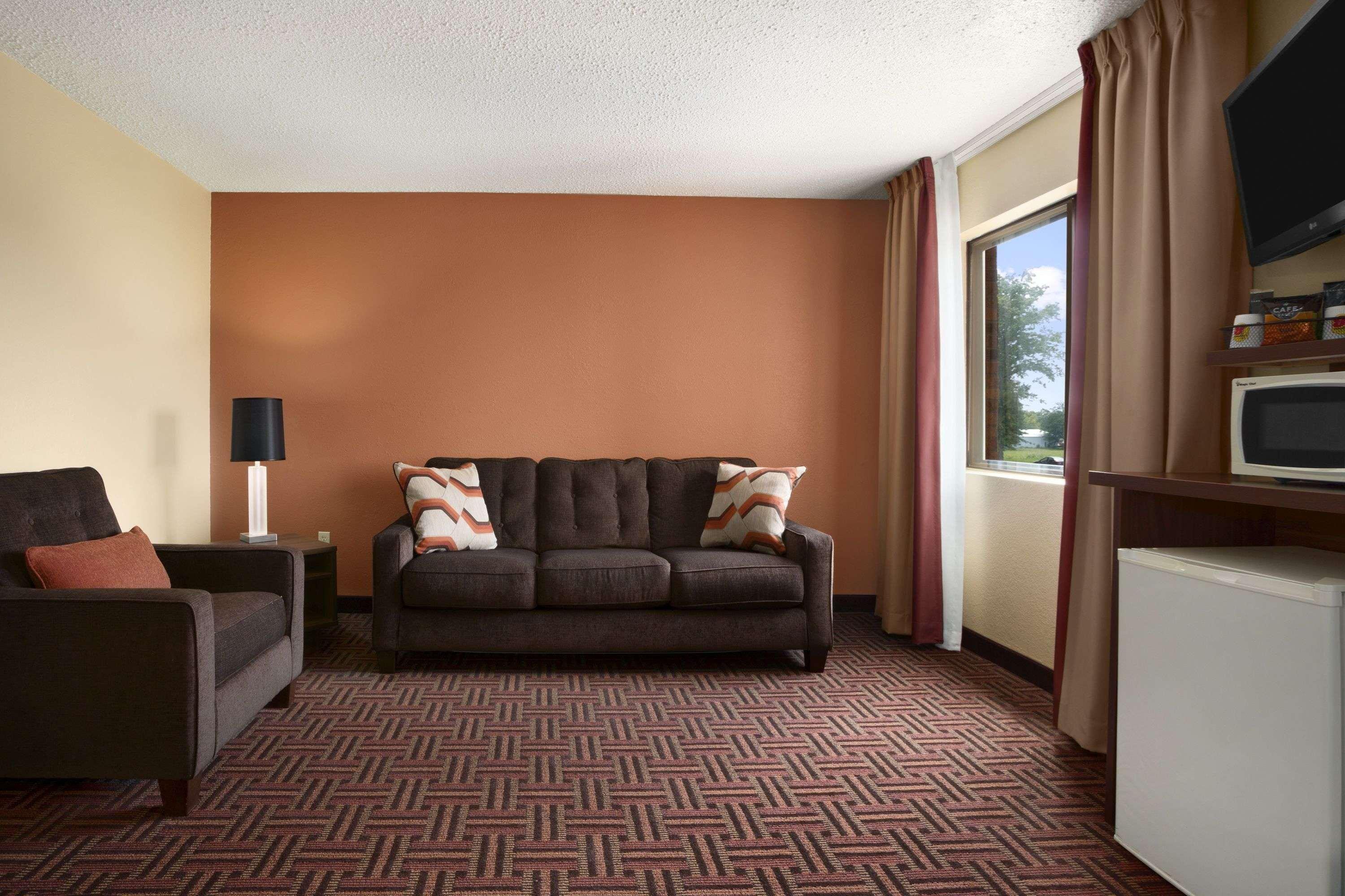 Super 8 By Wyndham Marion Motel Ngoại thất bức ảnh