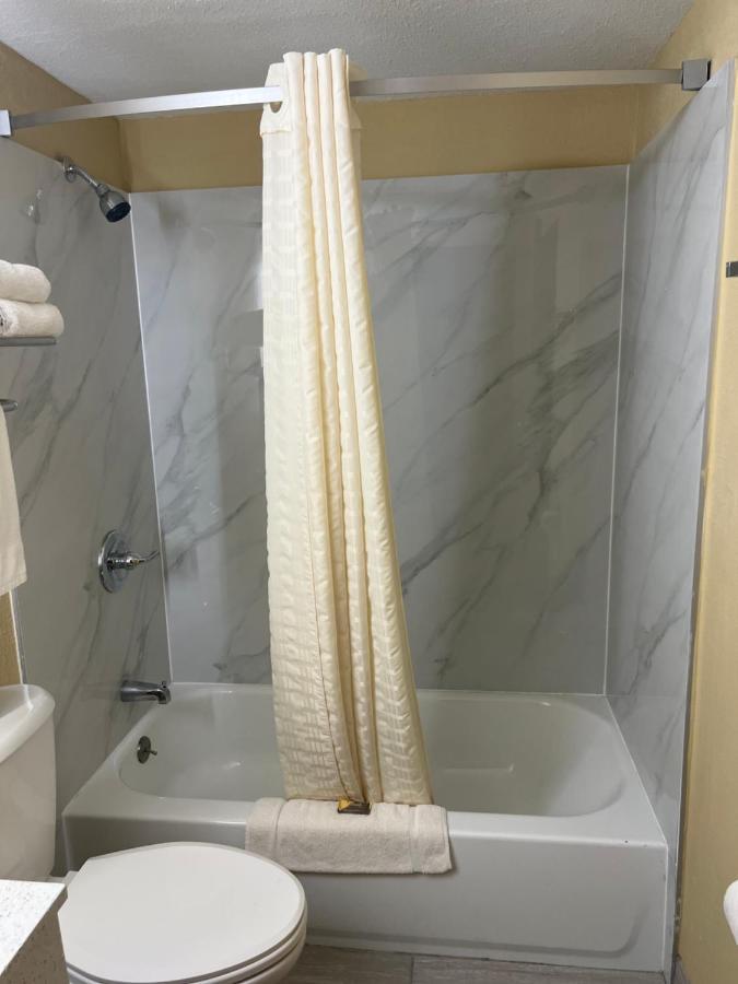Super 8 By Wyndham Marion Motel Ngoại thất bức ảnh